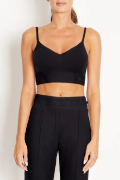 Marika Sofia Seamless Sports Bra -Marika MLB0527A 001 cropped