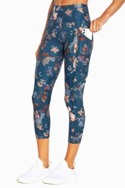 Marika Jenna Side Pocket Mid Calf Capri