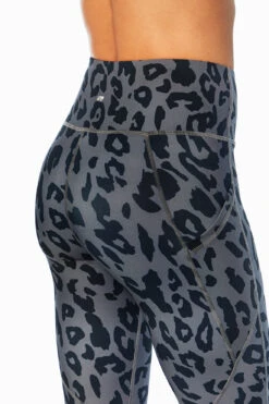 Marika Ignite Side Pocket Mid Calf Capri -Marika MLC1216A OF0.36235