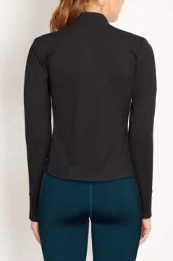 Marika -Marika MLQ0671A 001 01 ECOMCROP