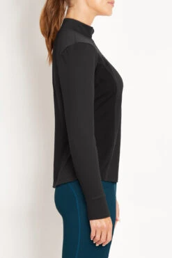 Marika Sophie 1/4 Zip -Marika MLQ0671A 001 02 ECOMCROP