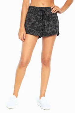 Marika Geri Side Pocket Woven Short -Marika MLS0433A UO0.0094