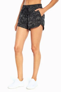 Marika Geri Side Pocket Woven Short