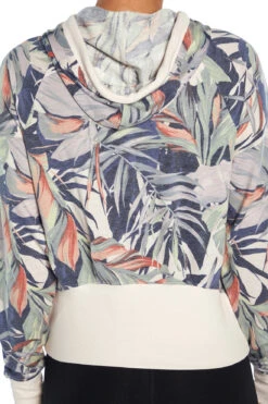 Marika Sit Back Cropped Hoodie -Marika MLT4288A 9RC.65527