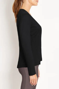 Marika Susan Long Sleeve Top -Marika MLT7087A 001 02 CROPPED